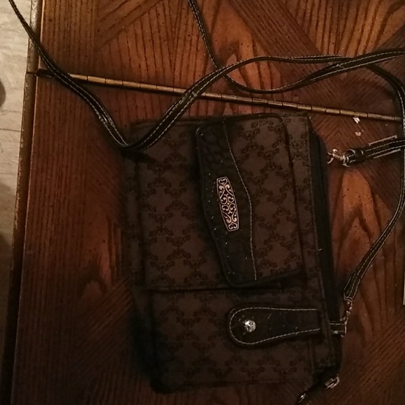 Purse - Picture 1 of 1