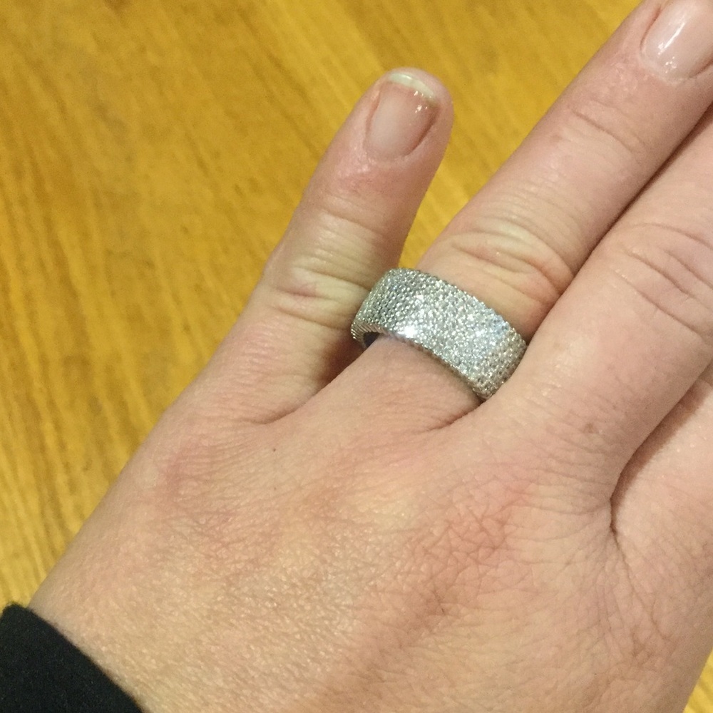 Gorgeous Ring!