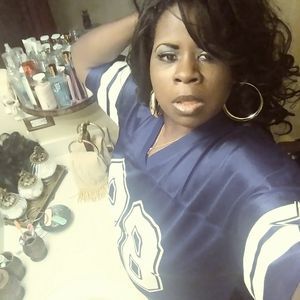 Meet your Posher, Renee