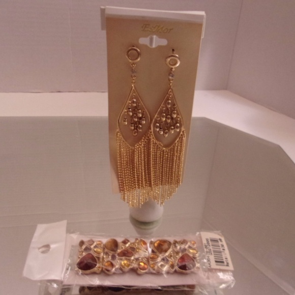 NWT ESMOR EARRINGS & BRACELET RETAIL $44 C19 - Picture 1 of 4