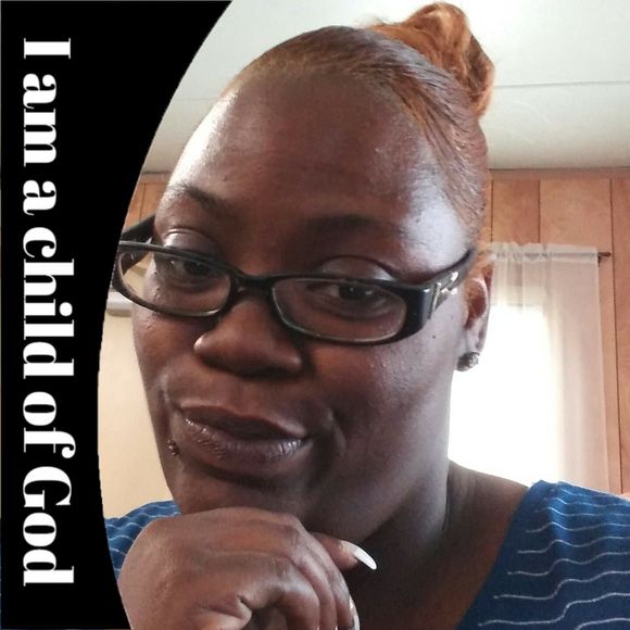 Meet your Posher, Tara - Picture 1 of 1