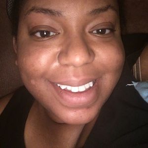 Meet your Posher, Kyla