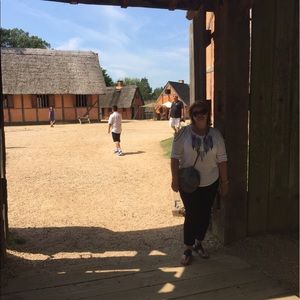 Meet your Posher, Yana