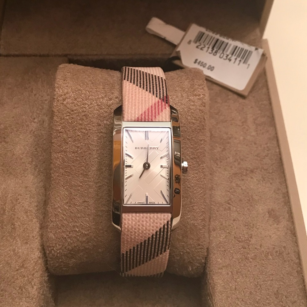 NWT Nova Check Watch