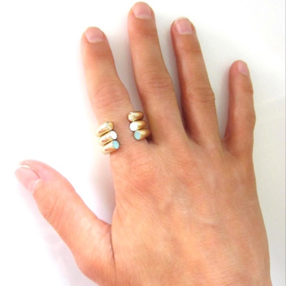 2/$15 3/$22  Gold plated & crystal ring sz 7 - Picture 6 of 7