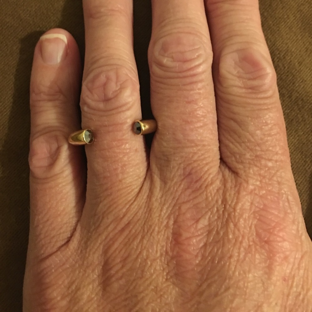 2/$15 3/$22  Gold plated & crystal ring sz 7 - Picture 5 of 7