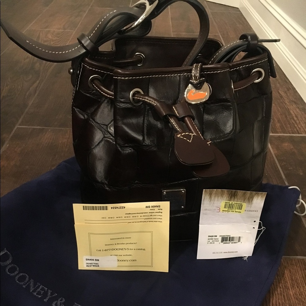 NWT DOONEY & BURKE  PURSE