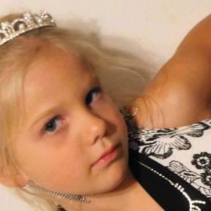 Meet your Posher, Hailey