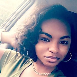 Meet your Posher, Bianca