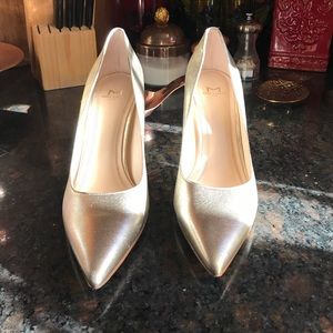 Marc Fisher gold pumps