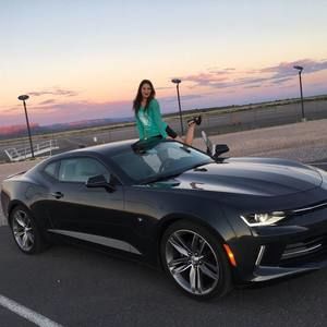 Meet your Posher, Elana