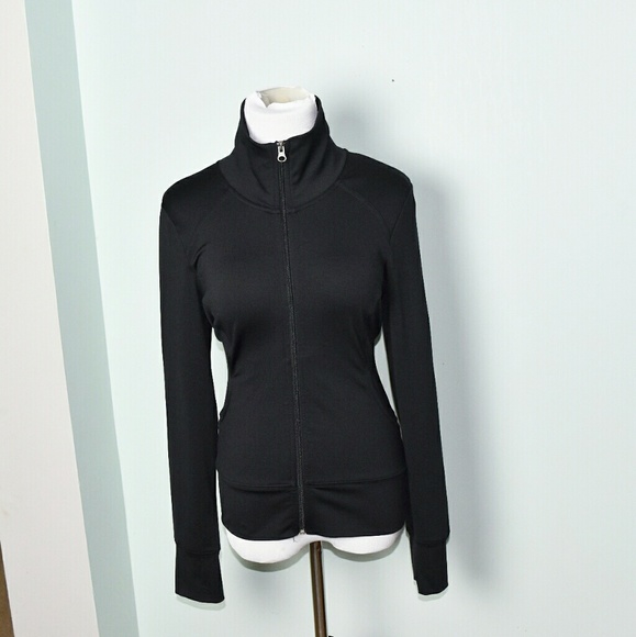 Tops - Super Cute Black Stretch Sweatshirt