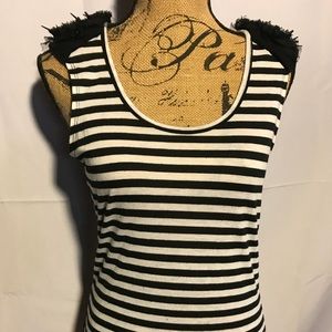 Striped sleeveless shirt - see through backside