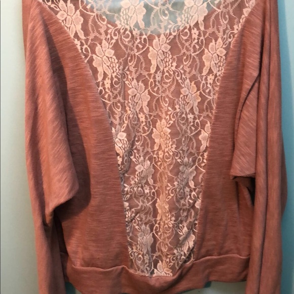 Lace back blouse - Picture 1 of 2