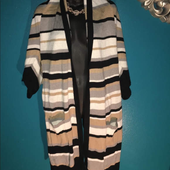 Colleen Lopez Sweaters - COLLEEN LOPEZ HIGH LOW CARDIGAN ❤️❤️❤️