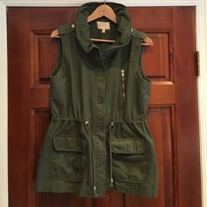 Army green vest