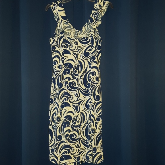 Career Dress - Picture 4 of 4