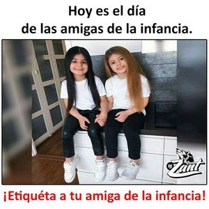 Meet your Posher, Ana