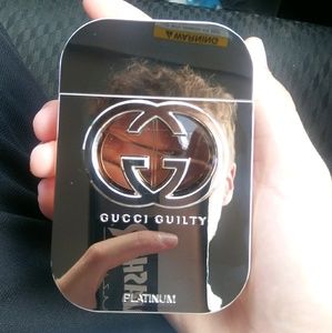 Meet your Posher, Gavin