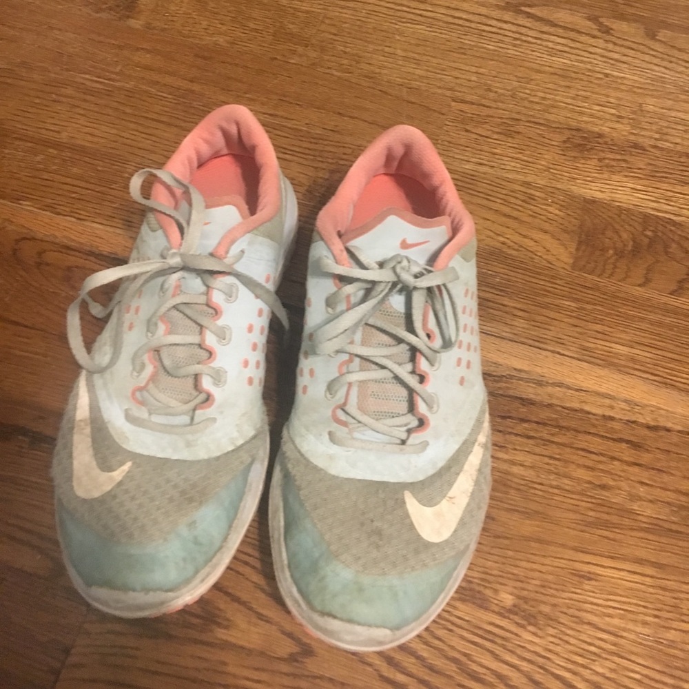 Nike women’s running shoes