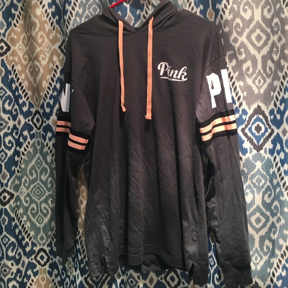 🌸 Victoria’s Secret Campus Hoodie Pullover 🌸