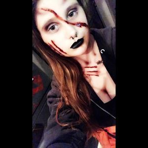 Meet your Posher, Kaytee