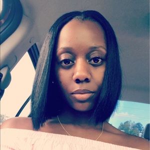 Meet your Posher, Latonya