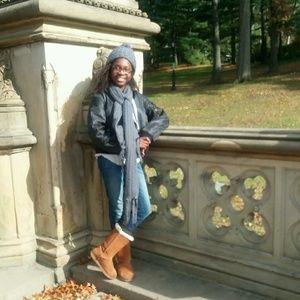 Meet your Posher, Elizabeth