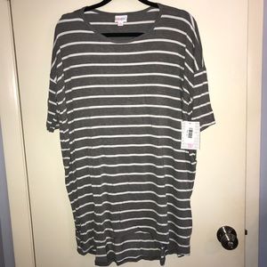 NWT lularoe medium Irma tunic.