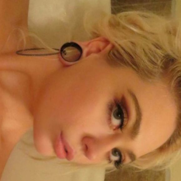 Meet your Posher, Grace - Picture 1 of 1