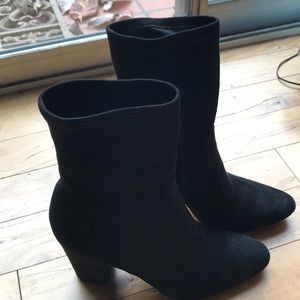 Ivanka trump black soft suede shortie boots
