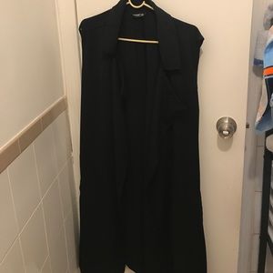 Black Sleeveless Duster