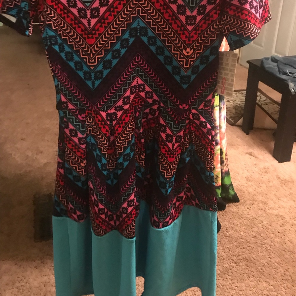 Lula roe all new some with tags and some with out - Picture 2 of 7