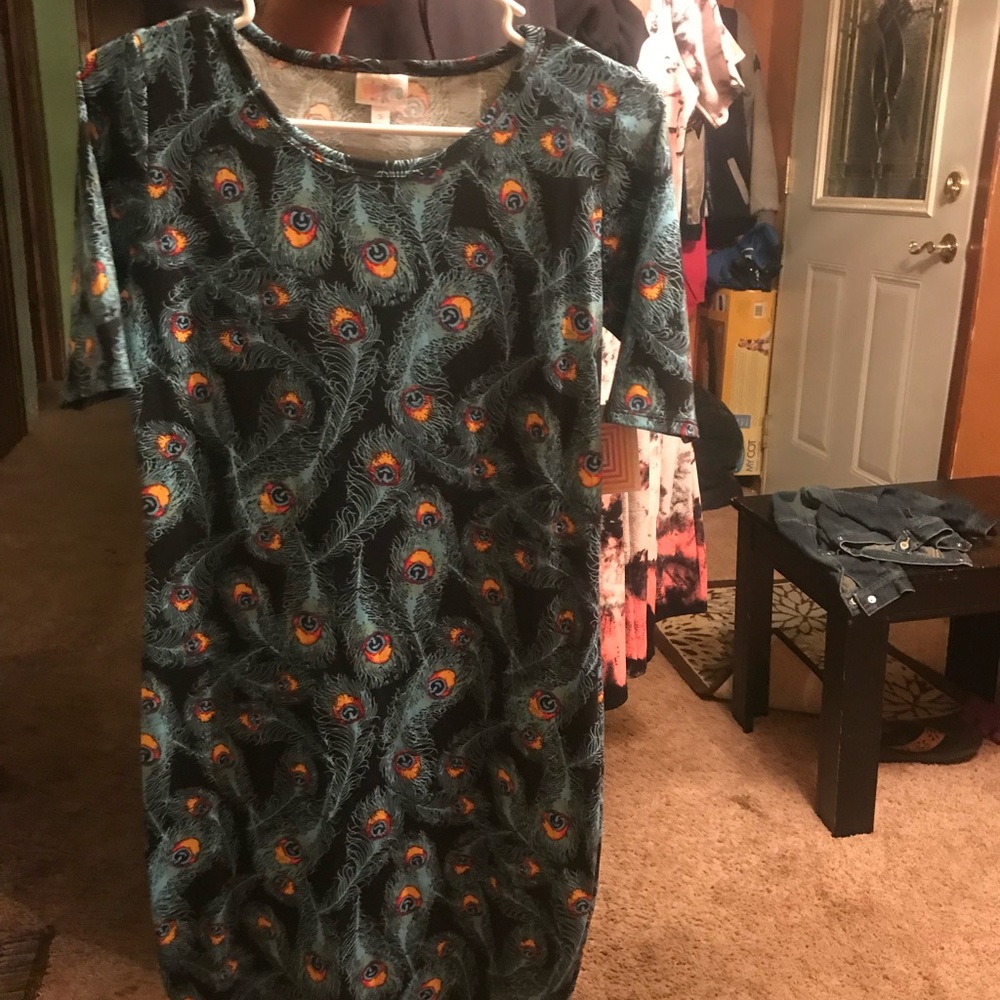 Lula roe all new some with tags and some with out - Picture 5 of 7