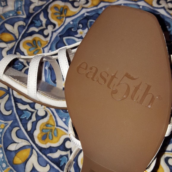 Dress Shoes - Picture 4 of 5