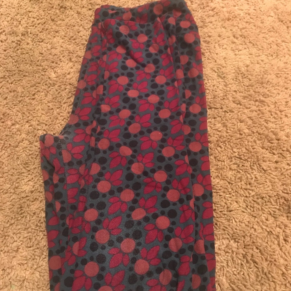 Lula roe leggings - Picture 3 of 6