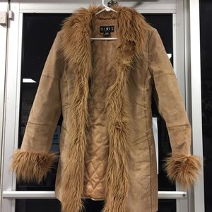 Leather jacket with faux fur collar