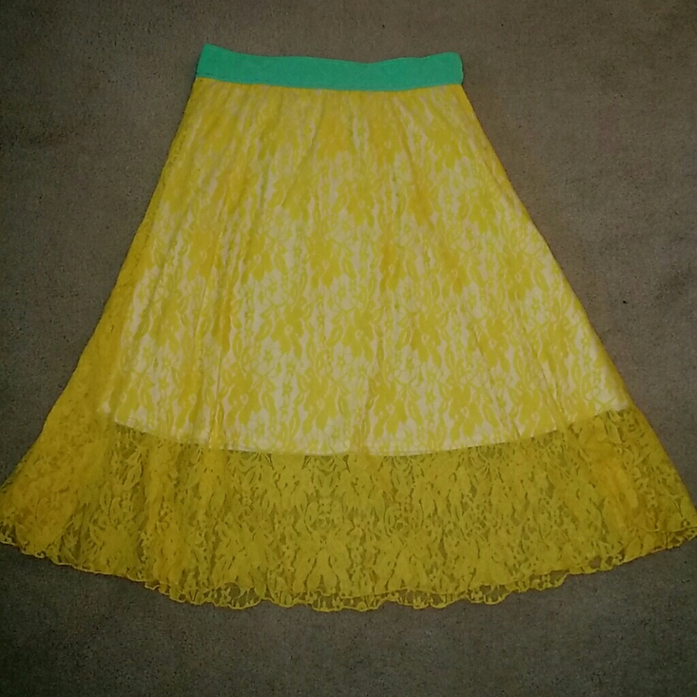 LulaRoe Lola skirt