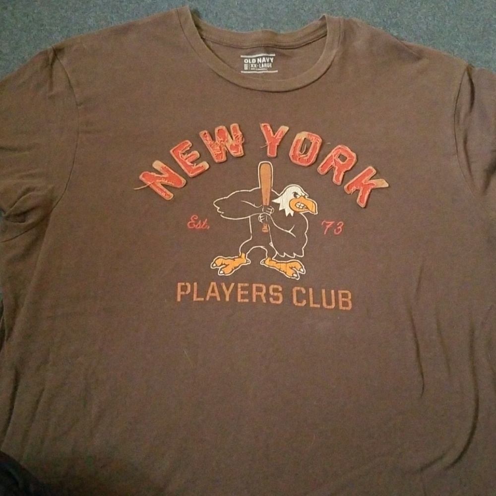 Men's old navy T-shirt XXL FITS LIKE XL