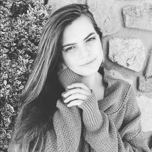 Meet your Posher, Connie