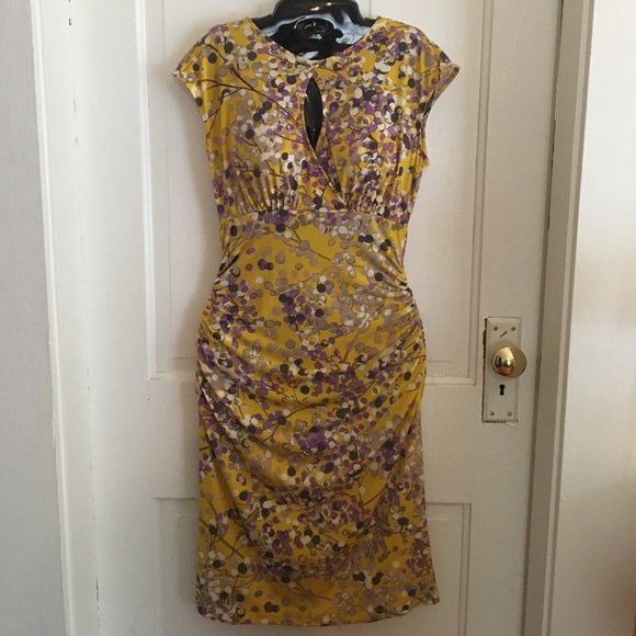 Dress - Picture 1 of 3