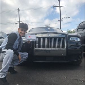 Meet your Posher, Dylan