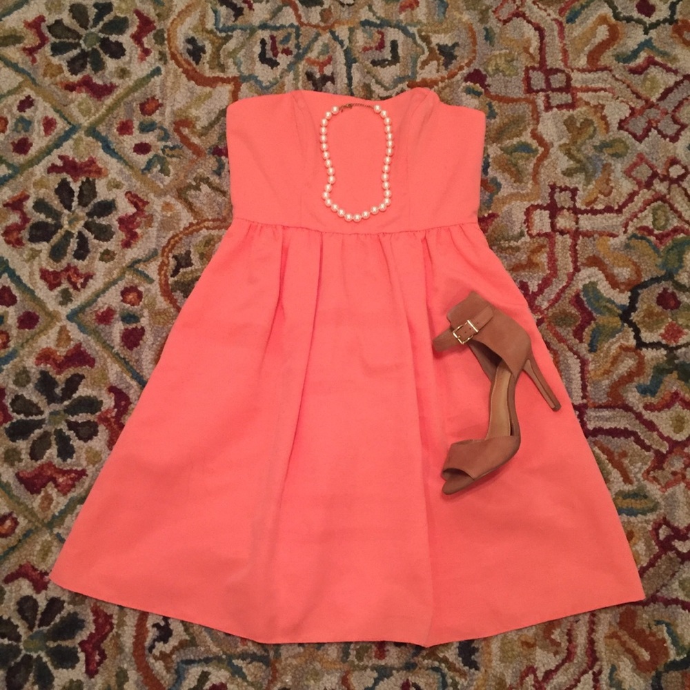 David’s Bridal Dress in Coral Reef Size 6