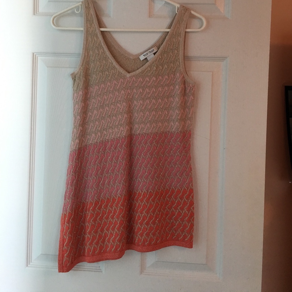 Sleeveless top