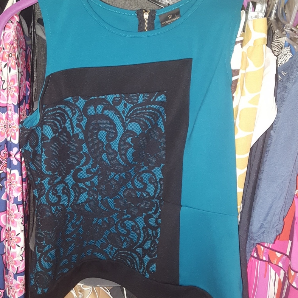 Worthington Peplum top