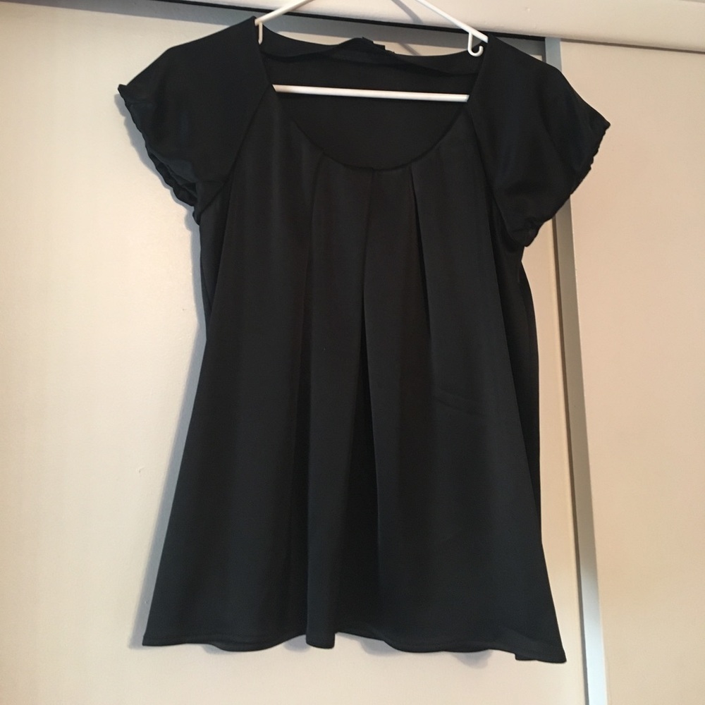 Theory black short sleeve top