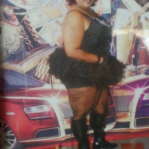 Meet your Posher, Tonia