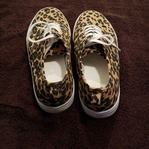 girls leopard tennis shoes