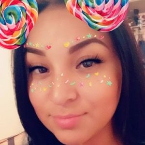 Meet your Posher, Gabriela