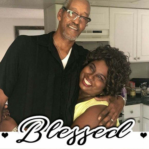 Meet your Posher, Tracy - Picture 1 of 1